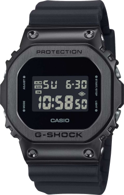 Часы Casio G-Shock GM-5600UB-1